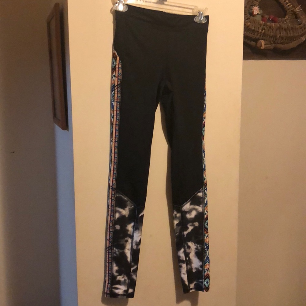 Mossimo black workout leggings